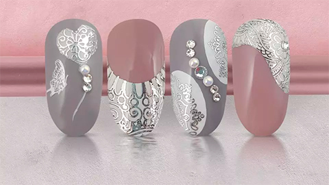 French nails with stamping